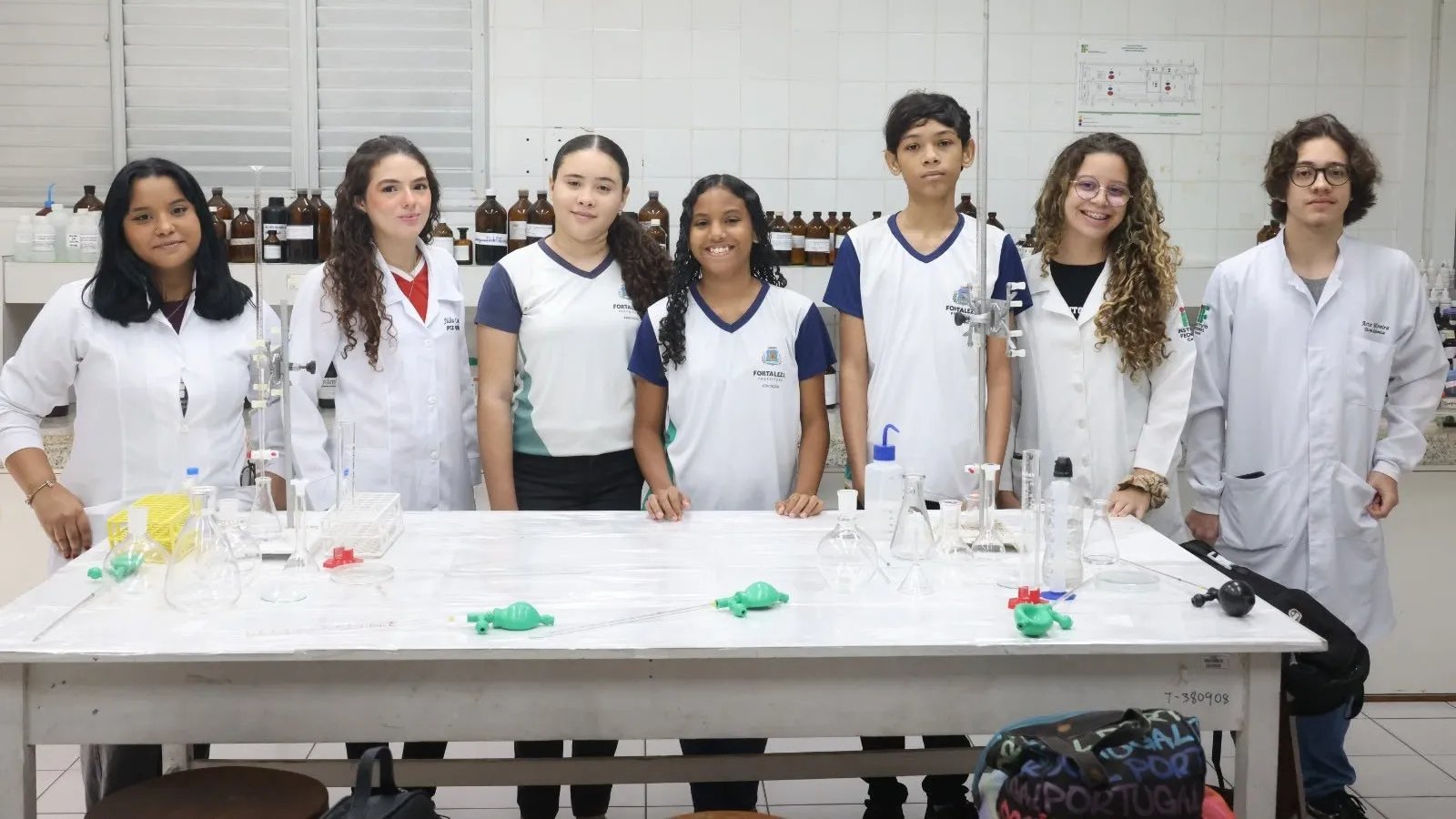 Estudantes do 8º e 9º ano iniciam formação tecnológica no programa Integração IFCE